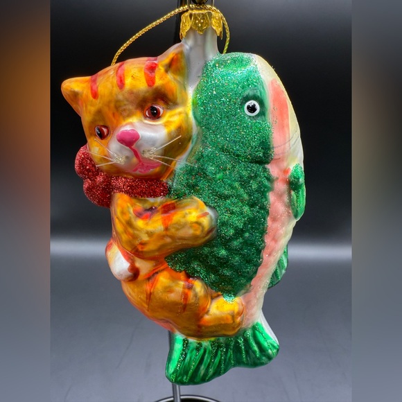 Festive Cat and Trout / Fish Christmas Ornament - Picture 3 of 6
